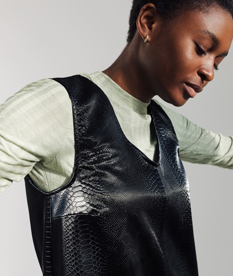 MOVES Sisatta Kleid schwarz