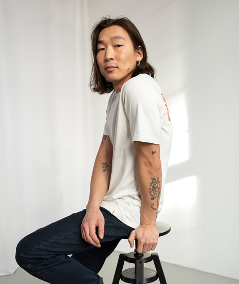REVOLUTION Loose T-Shirt Weiß