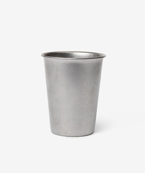 FERM LIVING Tumbled Becher Silber