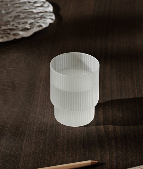 FERM LIVING Ripple Glas 4-er Set ( 7) farblos