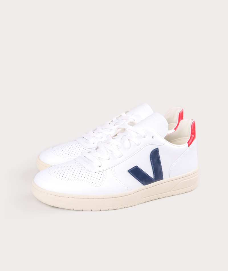 VEJA V-10 Leather Sneaker extra white n