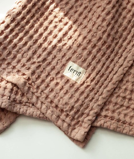 FERM LIVING Organic Handtuch rosa