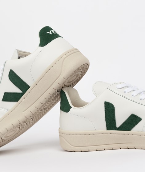 VEJA V-12 Sneaker grn