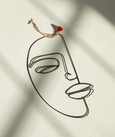 MADAM STOLTZ Hanging Iron Face braun